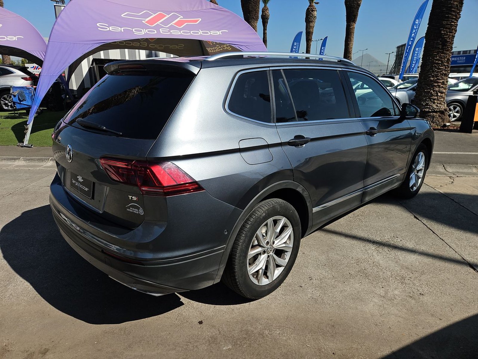 Volkswagen TIGUAN 2019 - Imagen 8 de 15