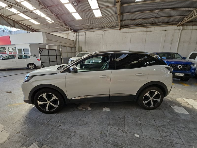 Peugeot 3008 2022 - Imagen 9 de 15