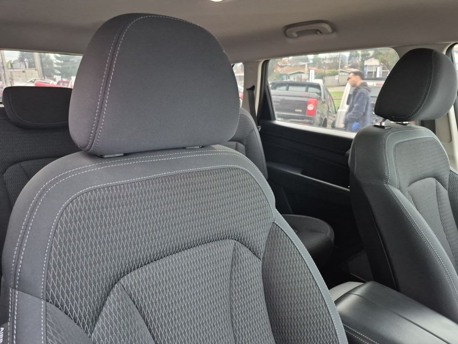 SsangYong REXTON 2023 - Imagen 11 de 15