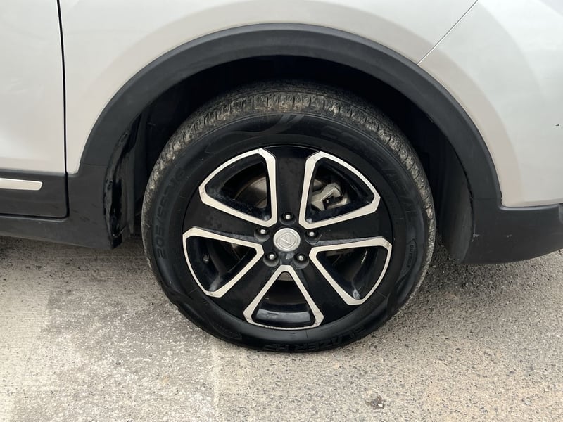 Changan CS15 2020 - Imagen 10 de 15