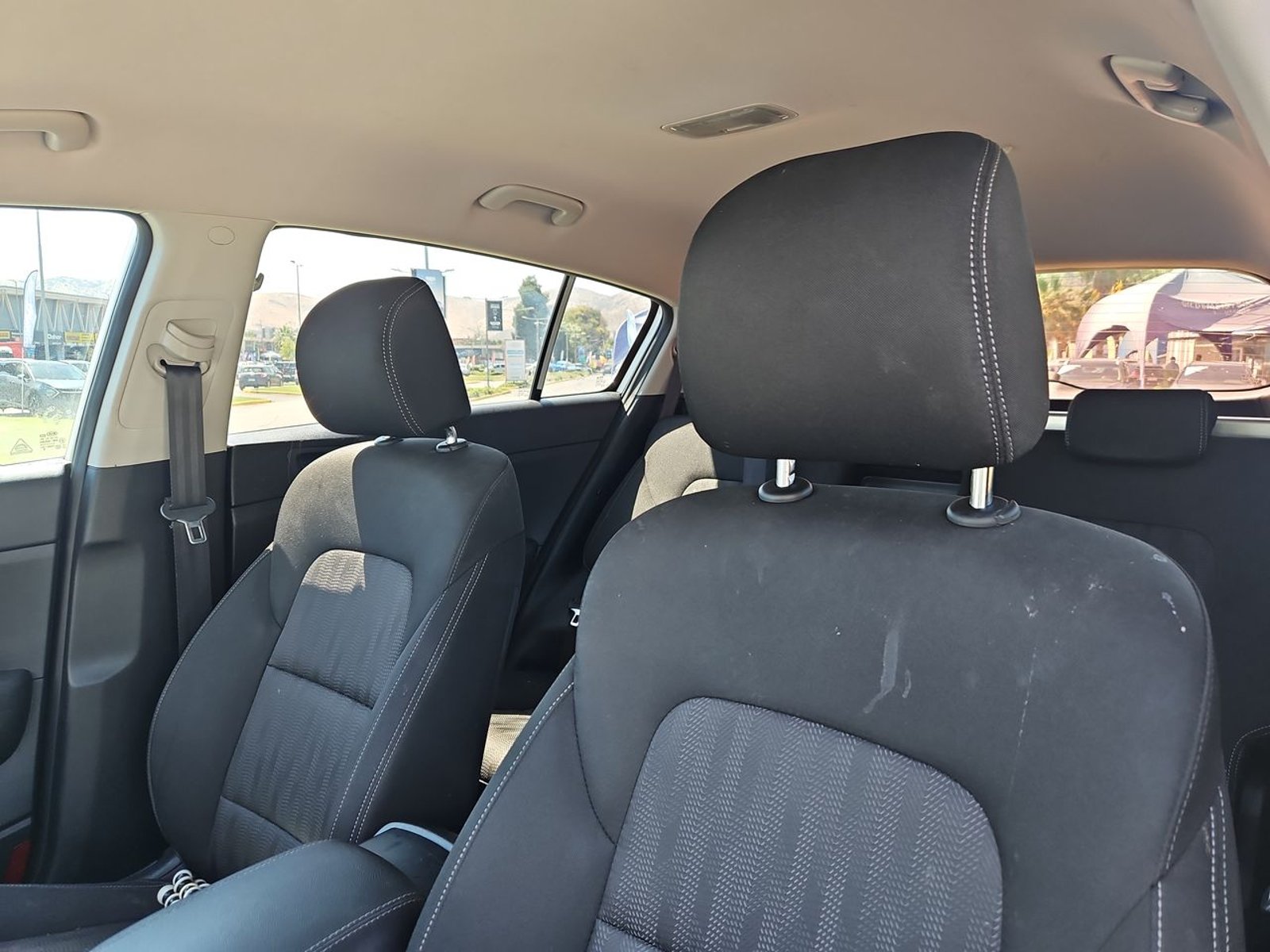 KIA SPORTAGE 2022 - Imagen 13 de 15