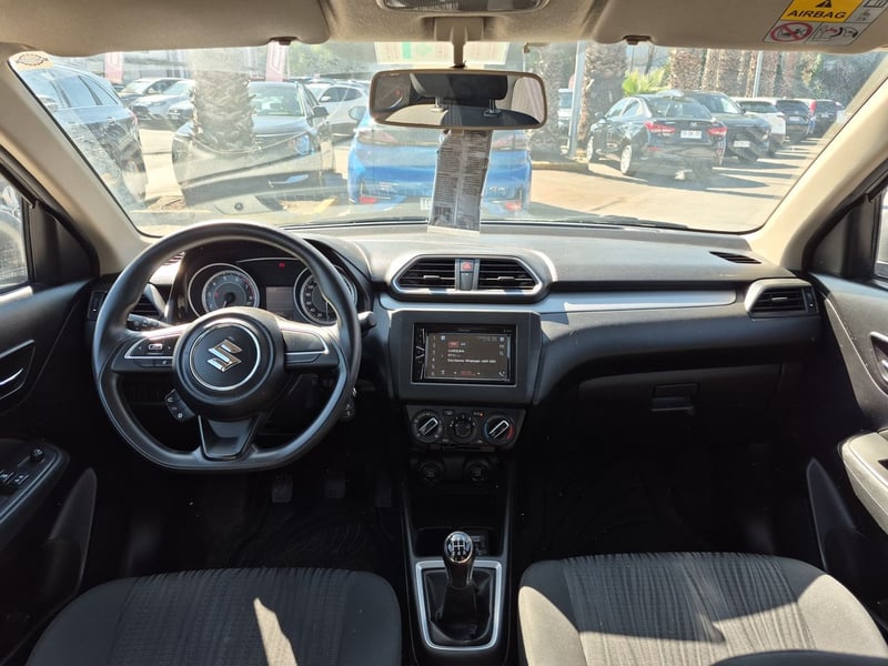 Suzuki DZIRE 2020 - Imagen 10 de 15