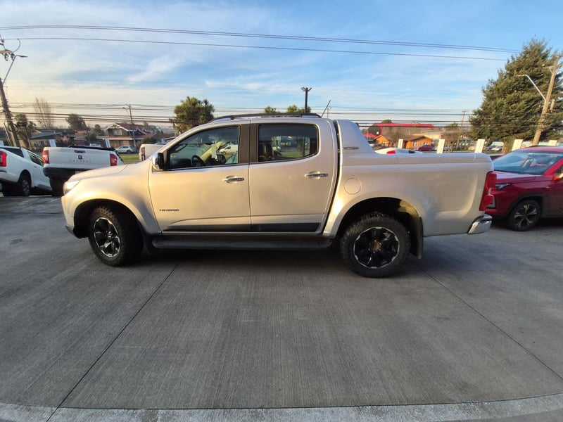 Chevrolet COLORADO 2022 - Imagen 5 de 15