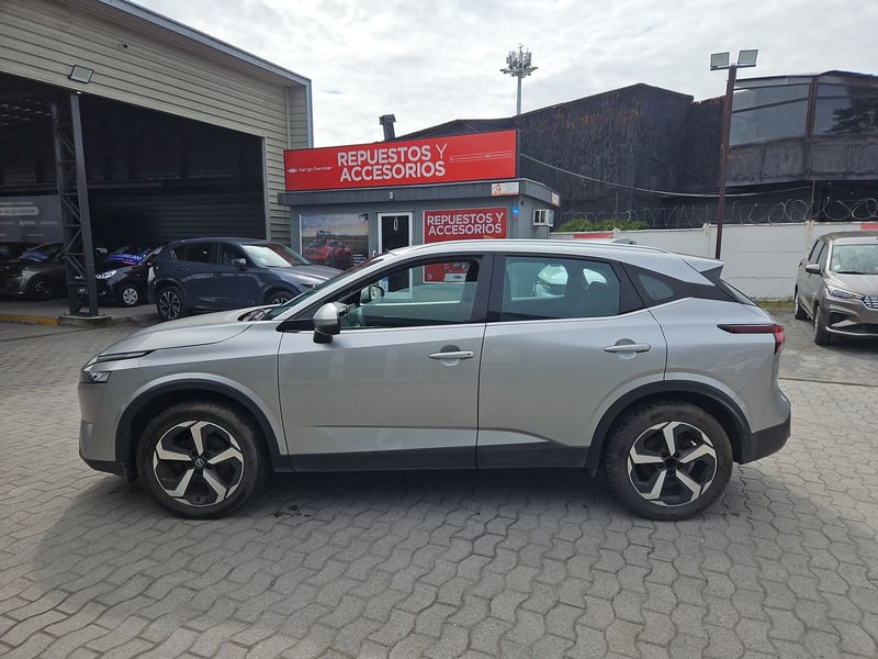 Nissan QASHQAI 2023 - Imagen 9 de 15