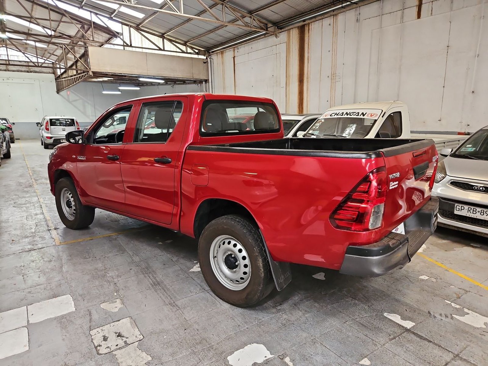 TOYOTA HILUX 2025 - Imagen 8 de 15
