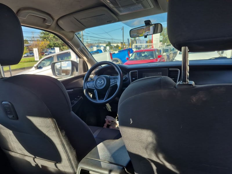 Mazda BT-50 2024 - Imagen 12 de 15