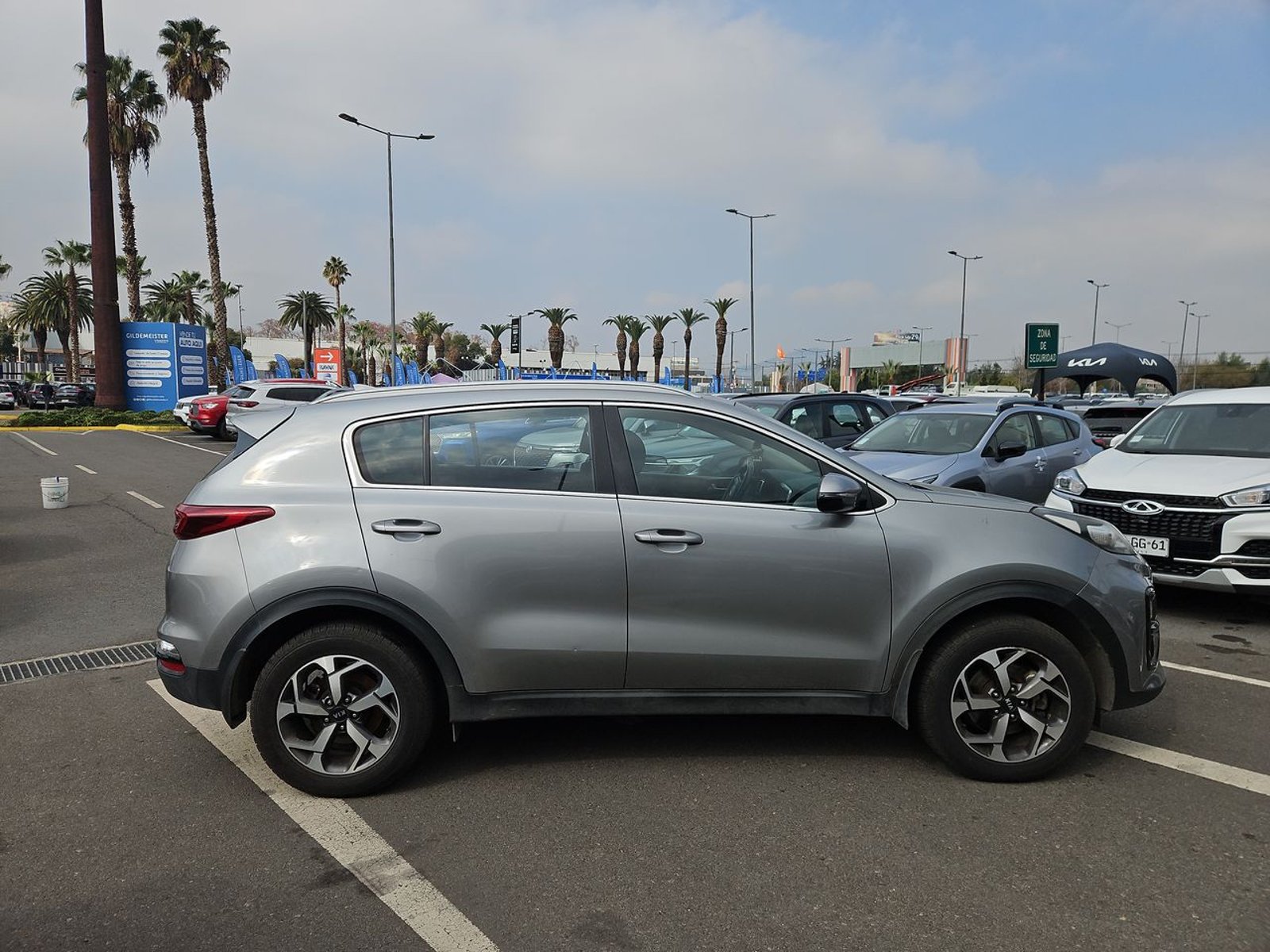 Kia SPORTAGE 2021 - Imagen 9 de 15