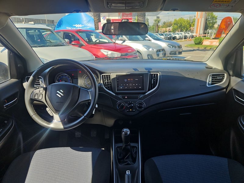 Suzuki BALENO 2022 - Imagen 10 de 15