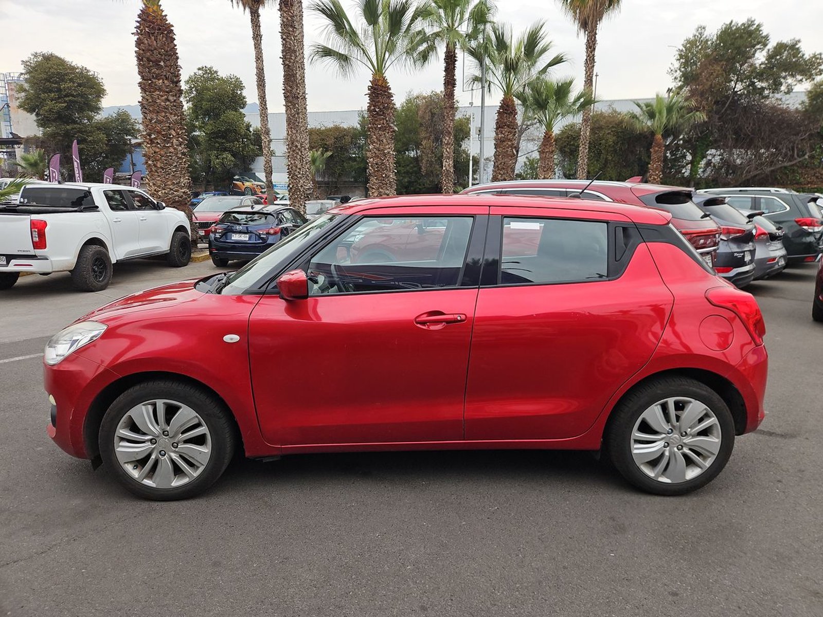 Suzuki SWIFT 2019 - Foto 5 de 15