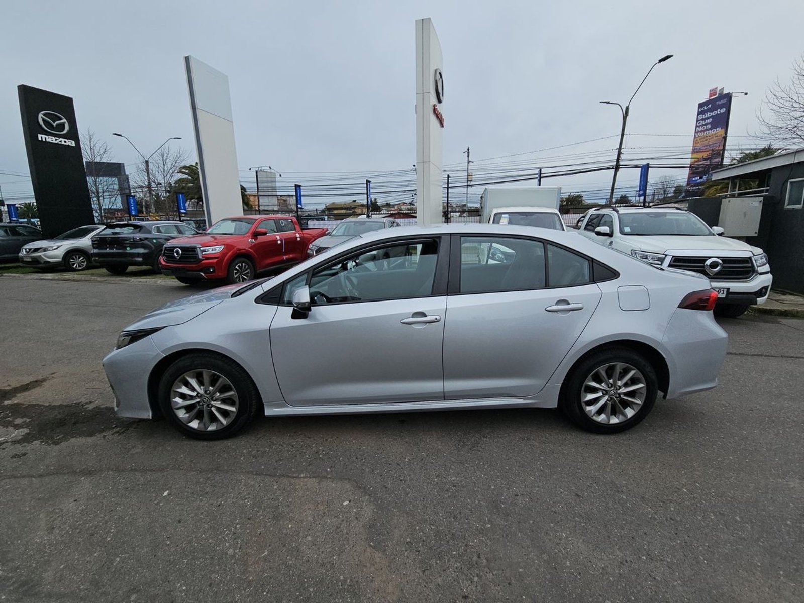 Toyota COROLLA 2023 - Imagen 9 de 15