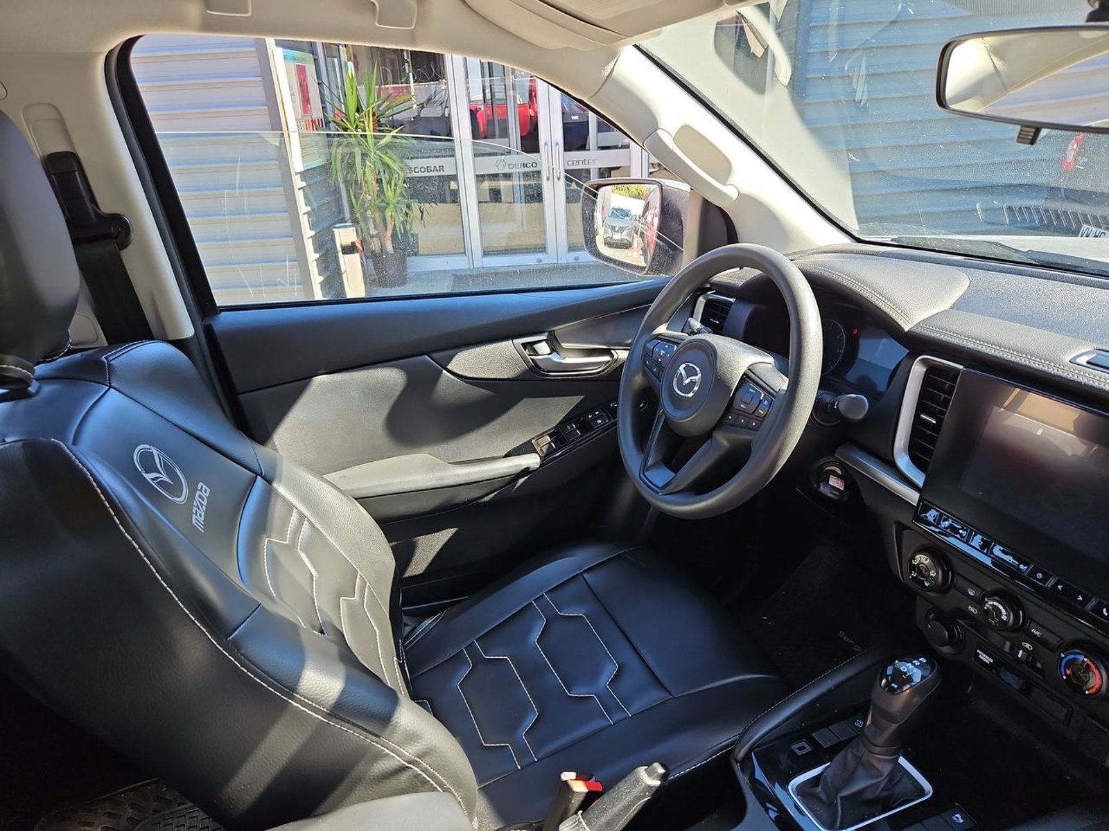 MAZDA BT-50 2023 - Imagen 15 de 15