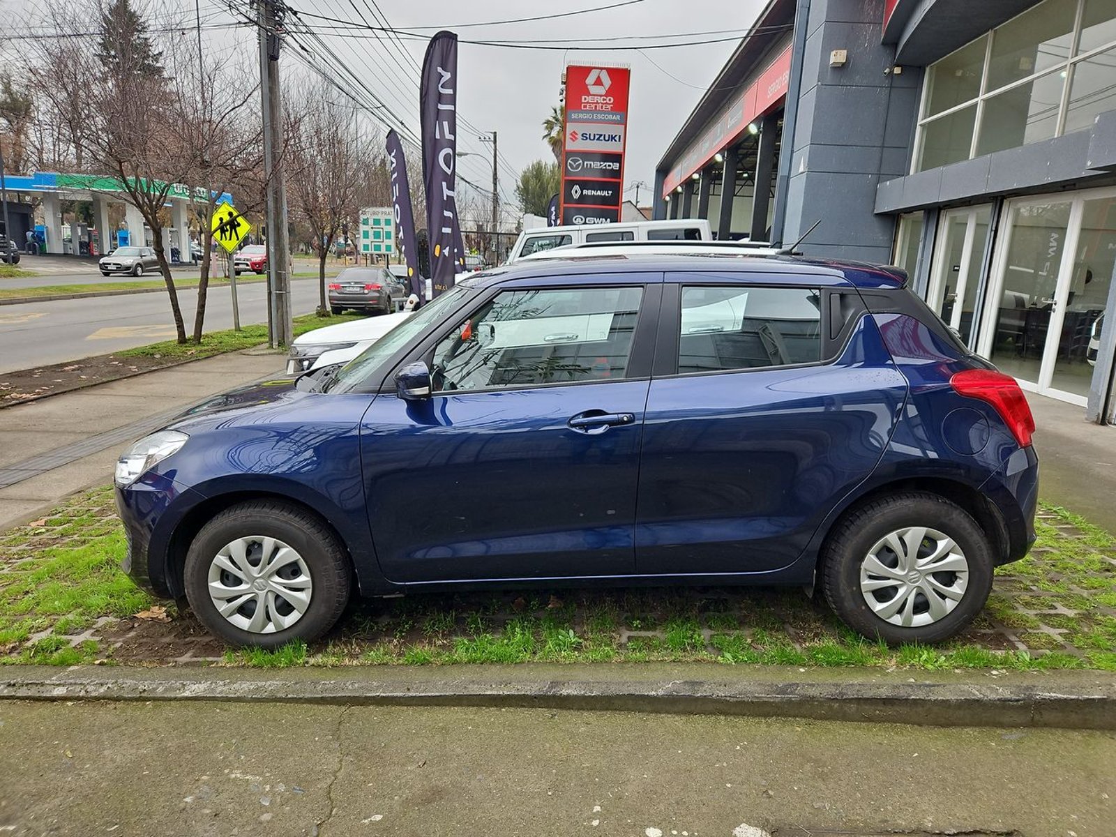 SUZUKI SWIFT 2025 - Imagen 5 de 15