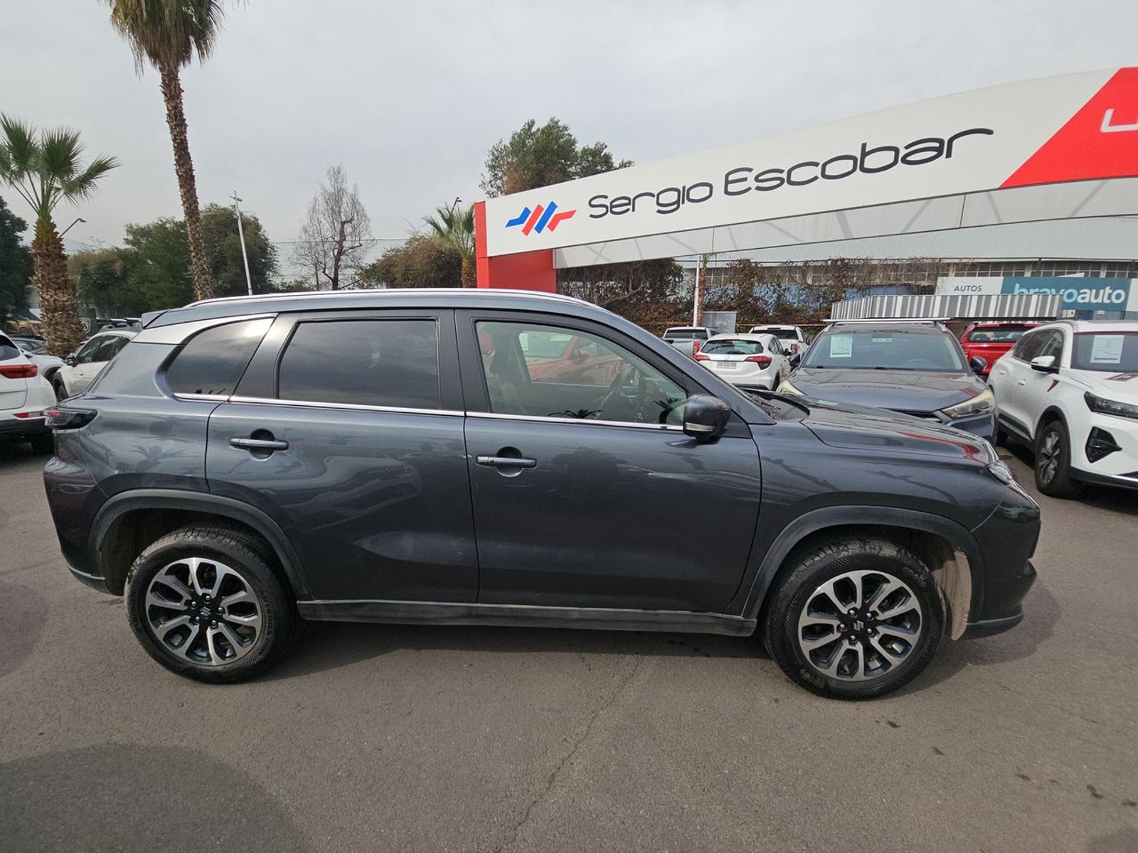 Suzuki GRAND VITARA 2023 - Imagen 9 de 15