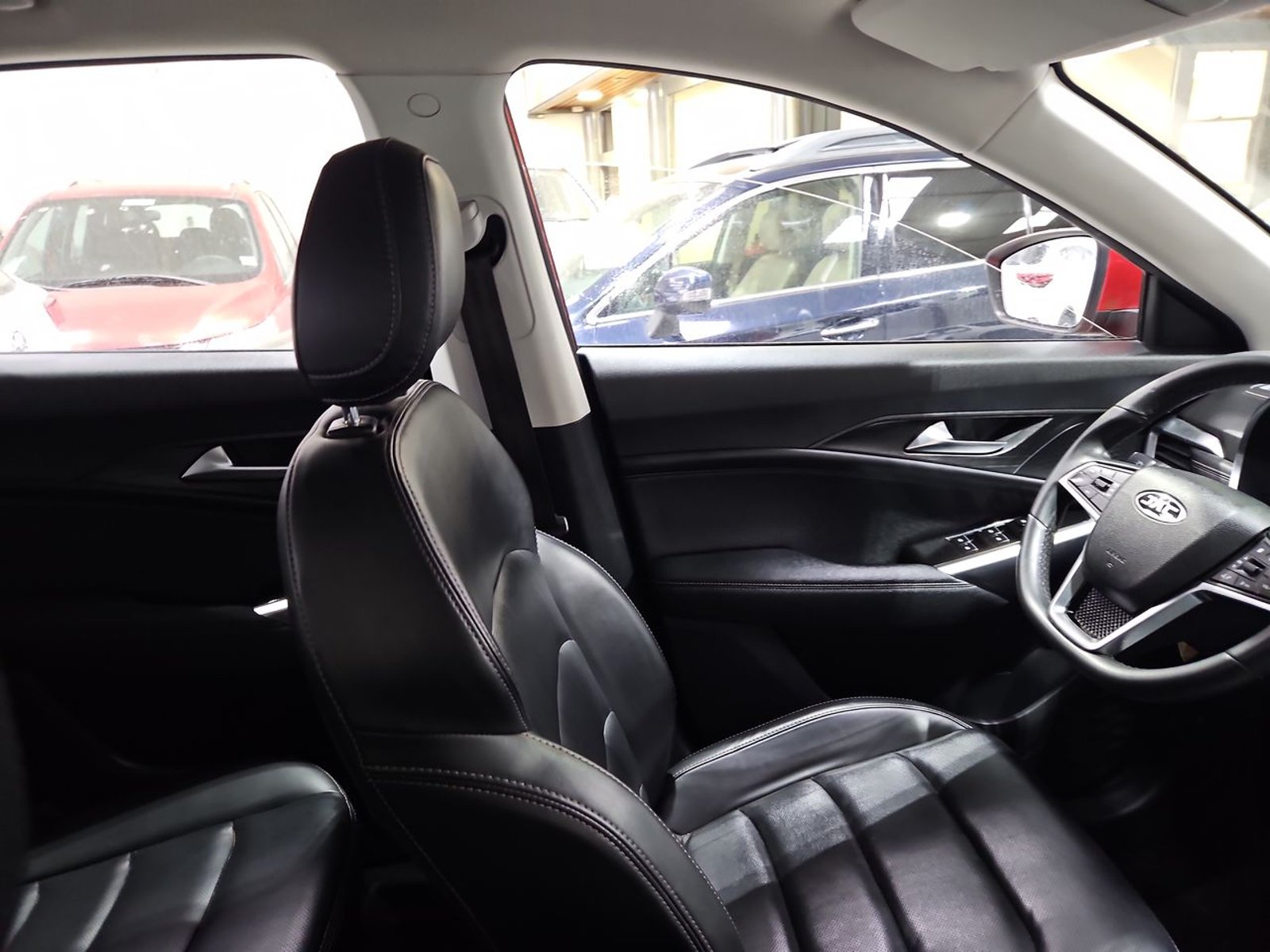 JAC JS8 2023 - Imagen 14 de 15