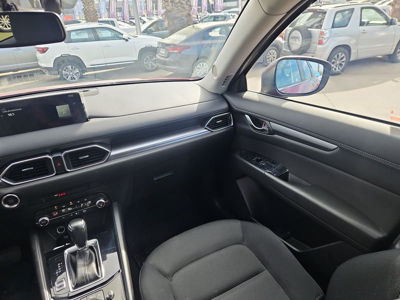 Mazda CX-5 2024 - Imagen 11 de 15