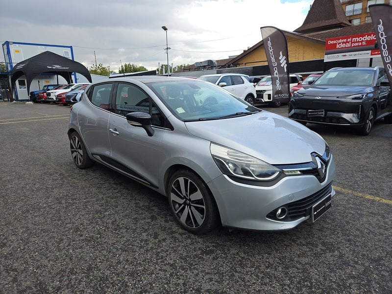 Renault CLIO 2017 - Imagen 4 de 15