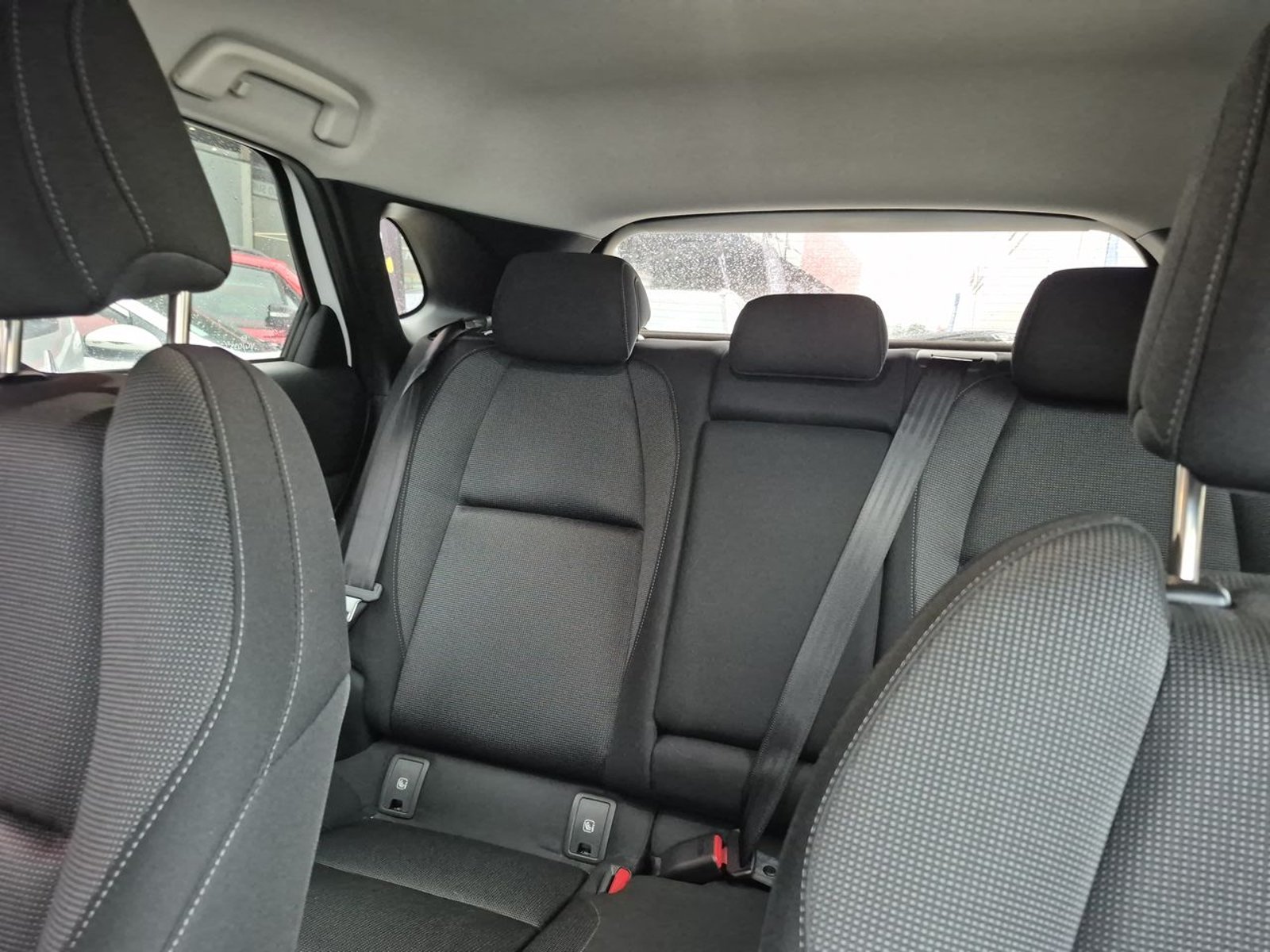 MAZDA CX-30 2025 - Imagen 15 de 15
