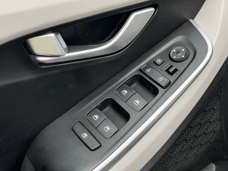 Hyundai CRETA 2022 - Imagen 12 de 15