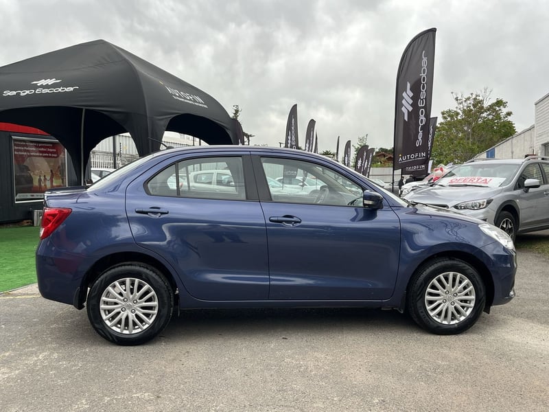 Suzuki DZIRE 2023 - Imagen 9 de 15