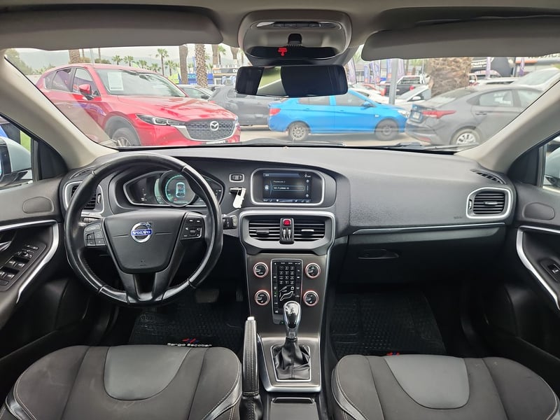 Volvo V40 2014 - Imagen 10 de 15