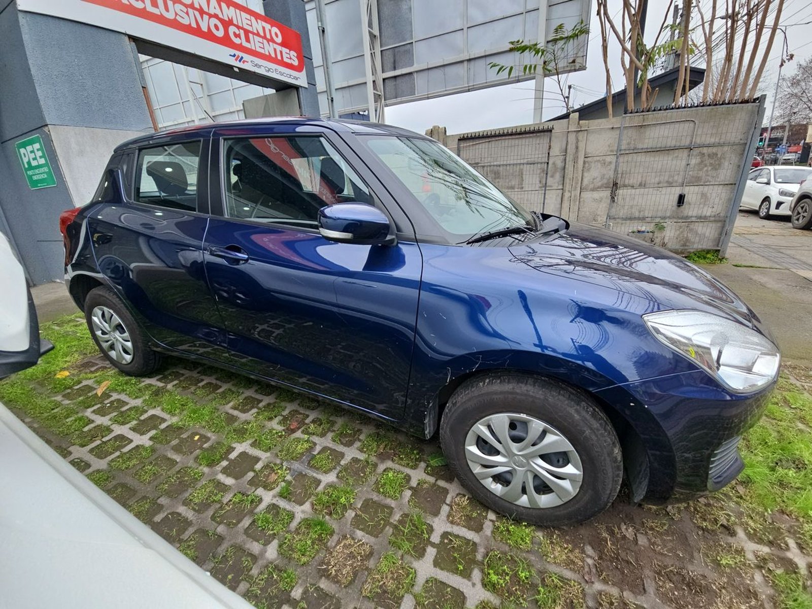 SUZUKI SWIFT 2025 - Imagen 9 de 15