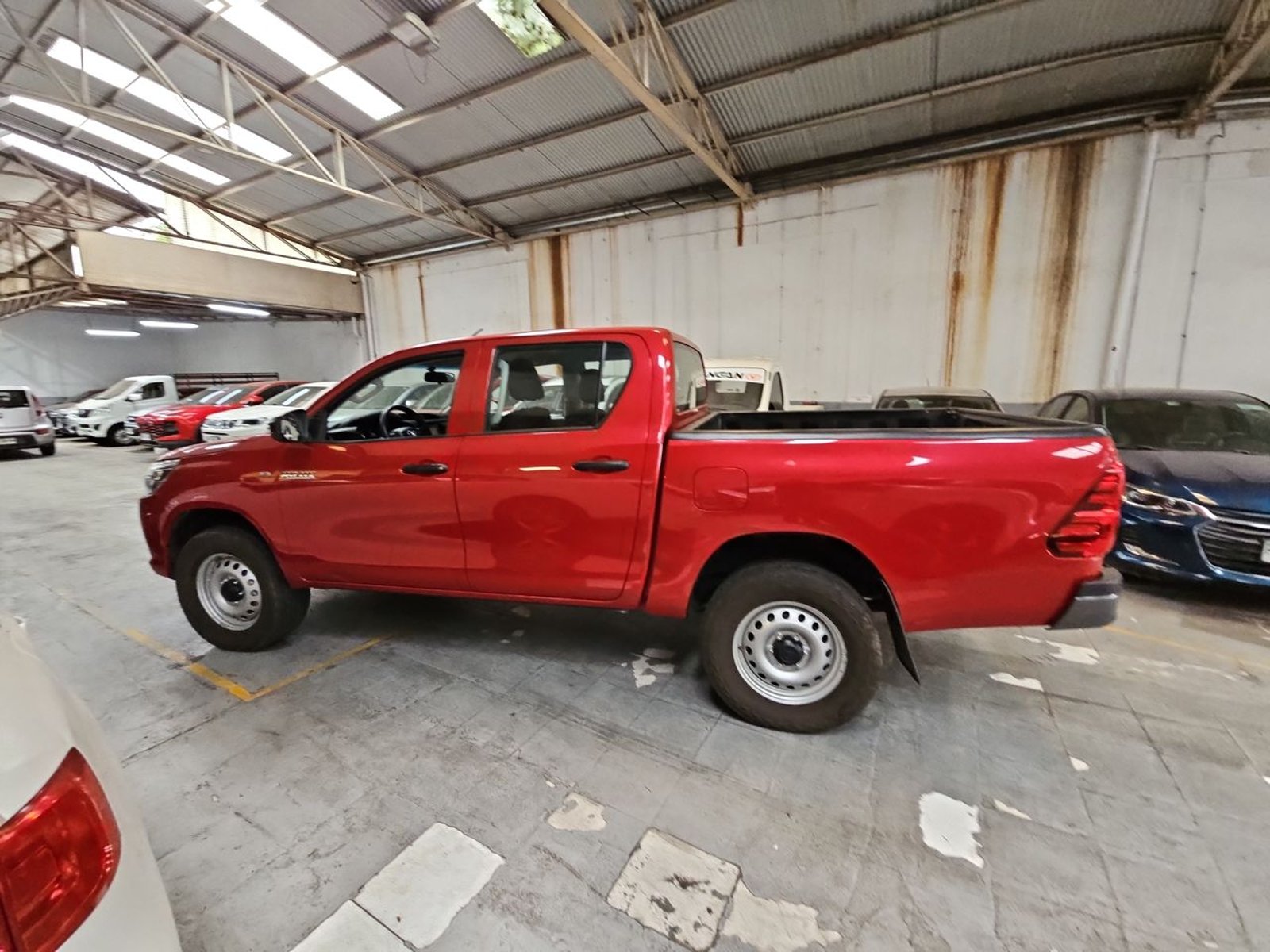 TOYOTA HILUX 2025 - Imagen 9 de 15