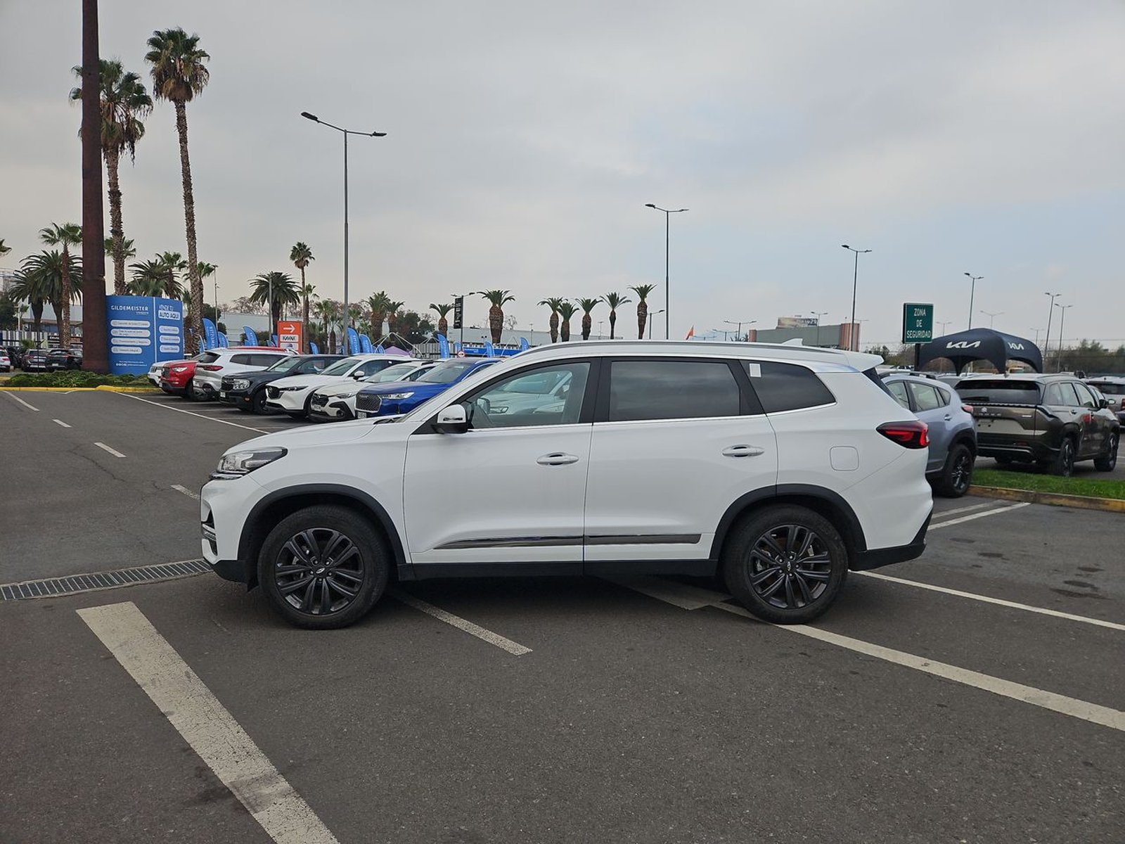 Chery TIGGO 8 2023 - Imagen 5 de 15