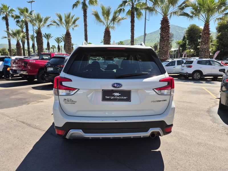Subaru FORESTER 2023 - Imagen 7 de 15