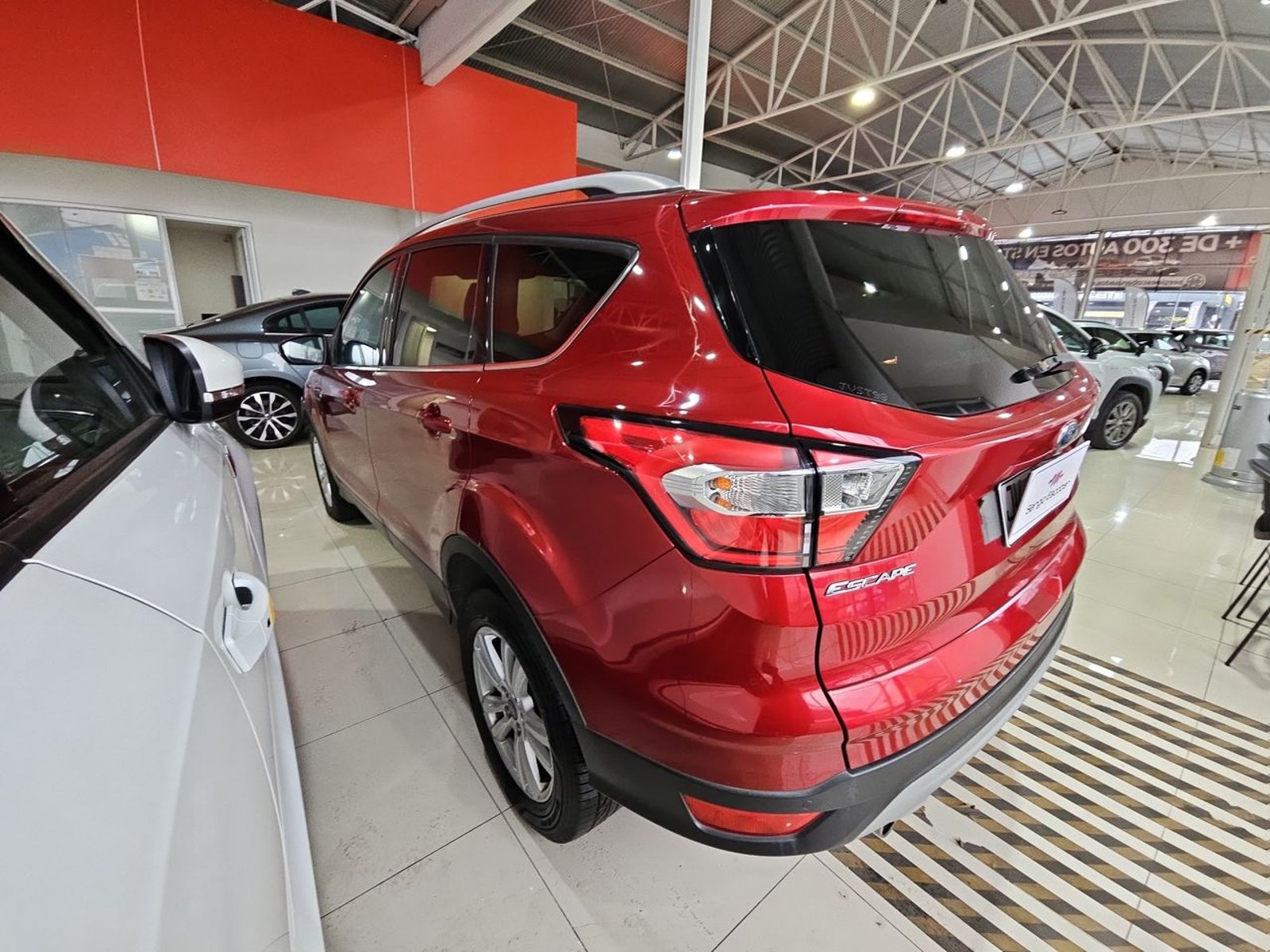 Ford ESCAPE 2018 - Imagen 8 de 15