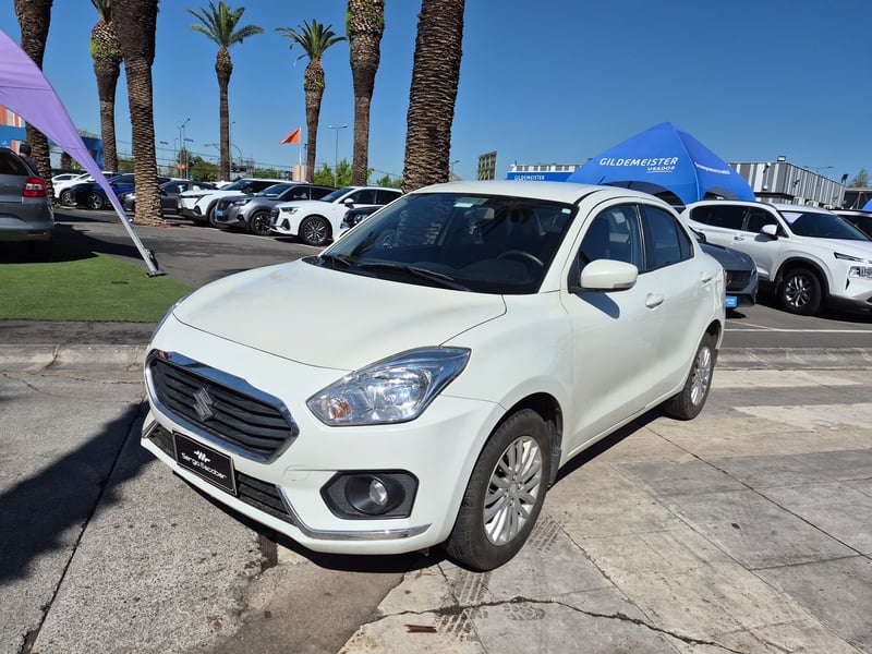 Suzuki DZIRE 2020 - Imagen 4 de 15