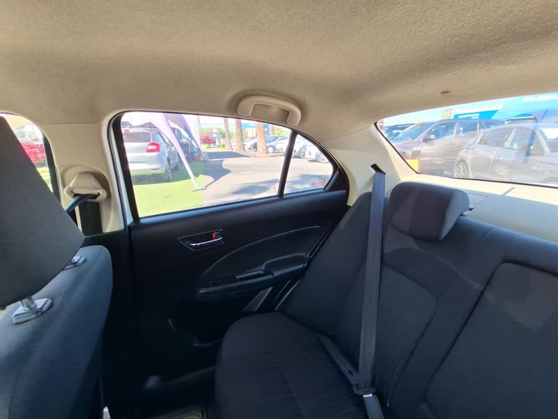 Suzuki DZIRE 2020 - Imagen 12 de 15