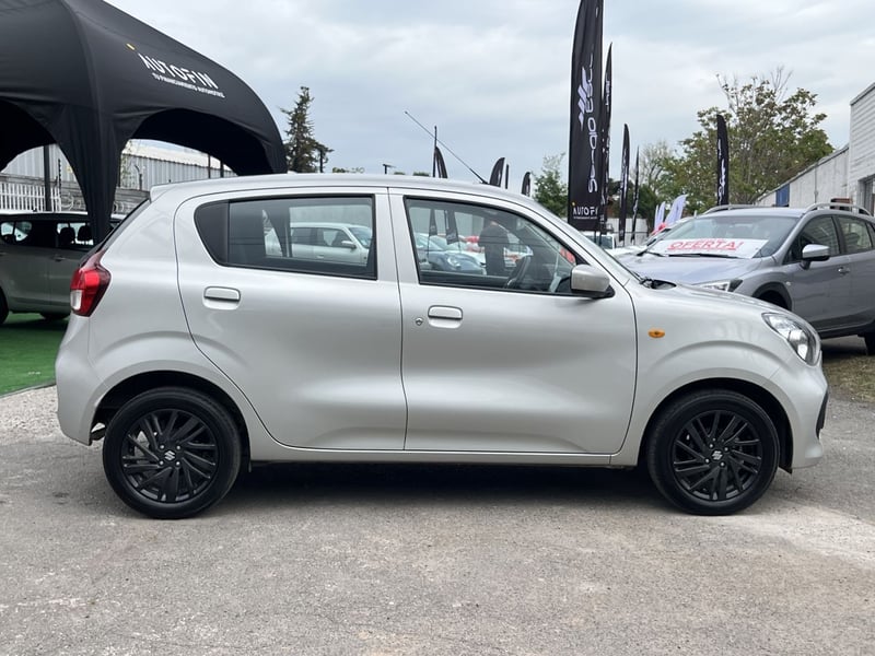 Suzuki CELERIO 2024 - Imagen 9 de 15