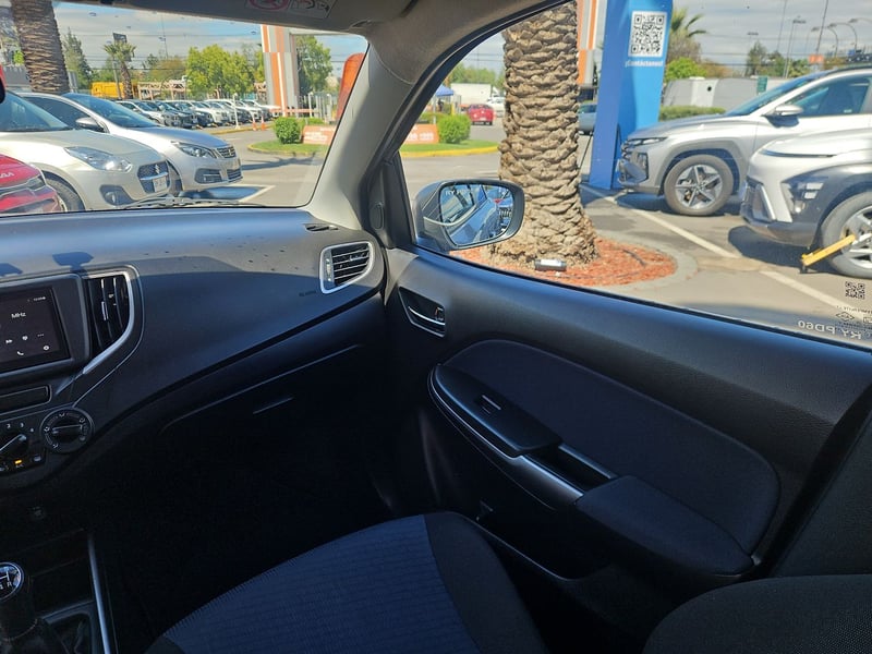 Suzuki BALENO 2022 - Imagen 11 de 15