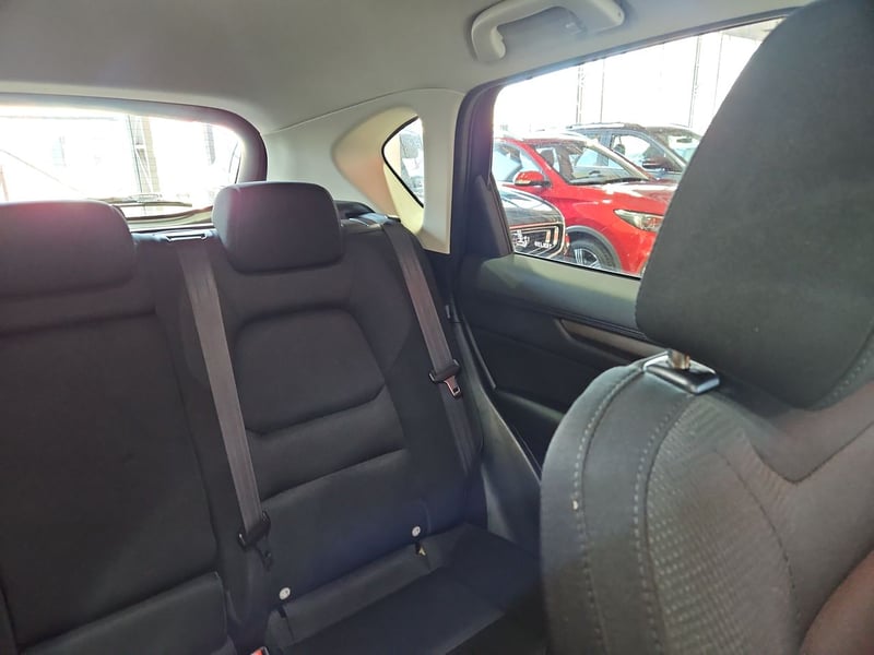 Mazda CX-5 2024 - Imagen 13 de 15