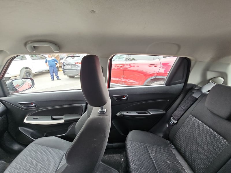 Suzuki SWIFT 2019 - Imagen 12 de 15