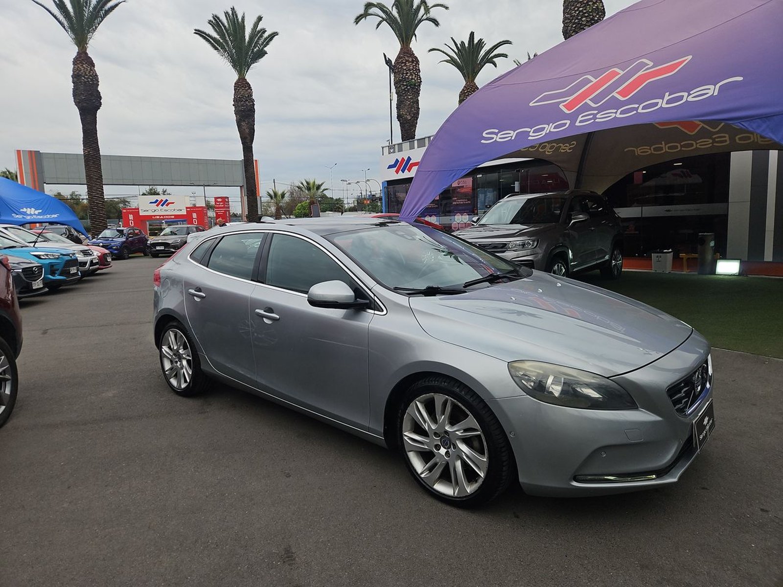 Volvo V40 2014 - Foto 2 de 15