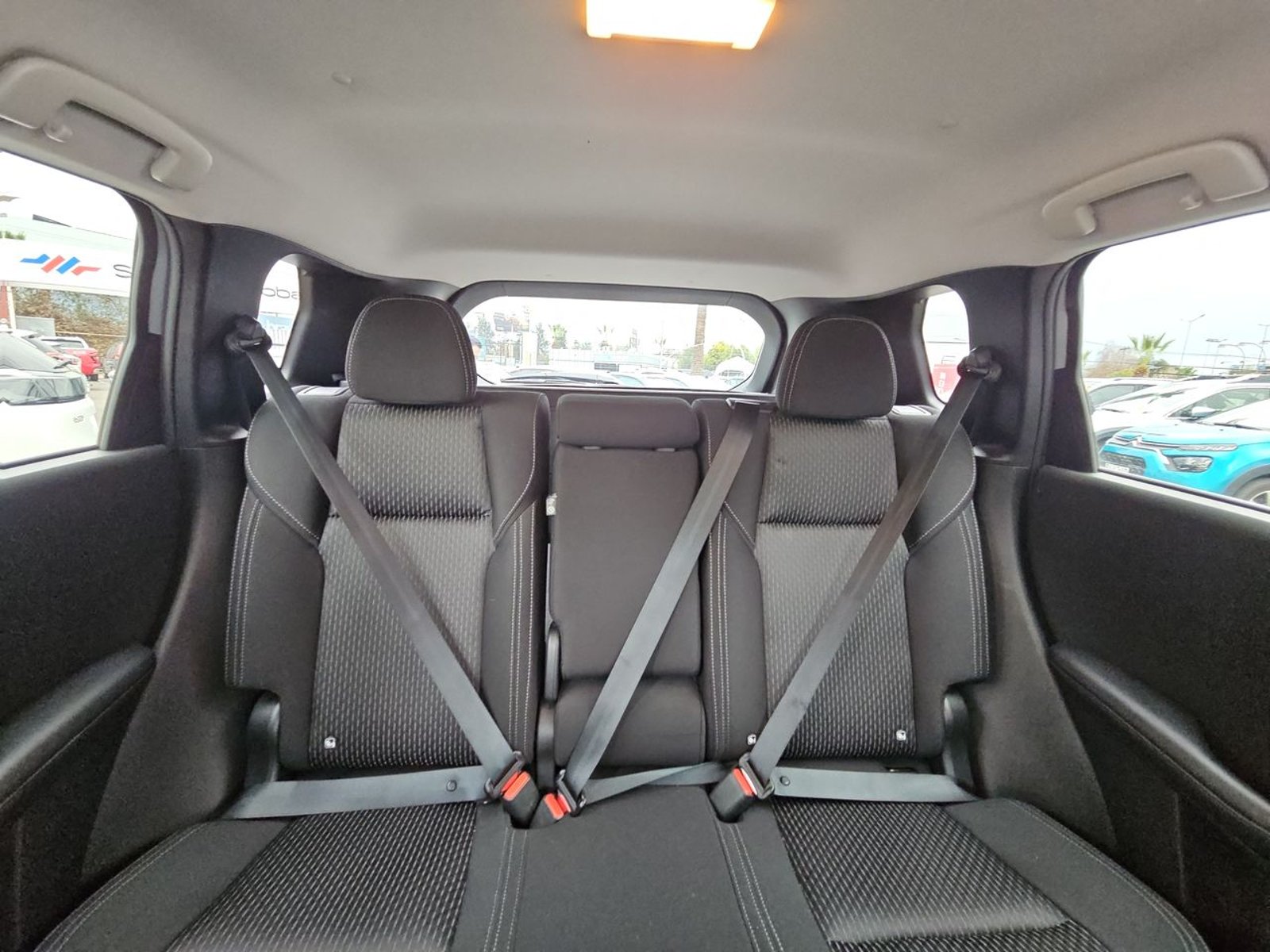 Mitsubishi OUTLANDER 2024 - Imagen 14 de 15