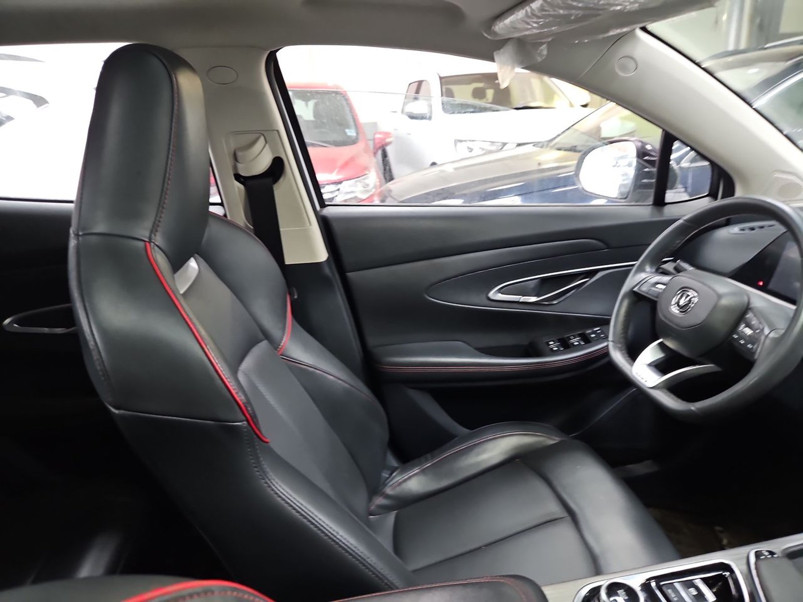 CHANGAN UNI-T 2023 - Imagen 14 de 15