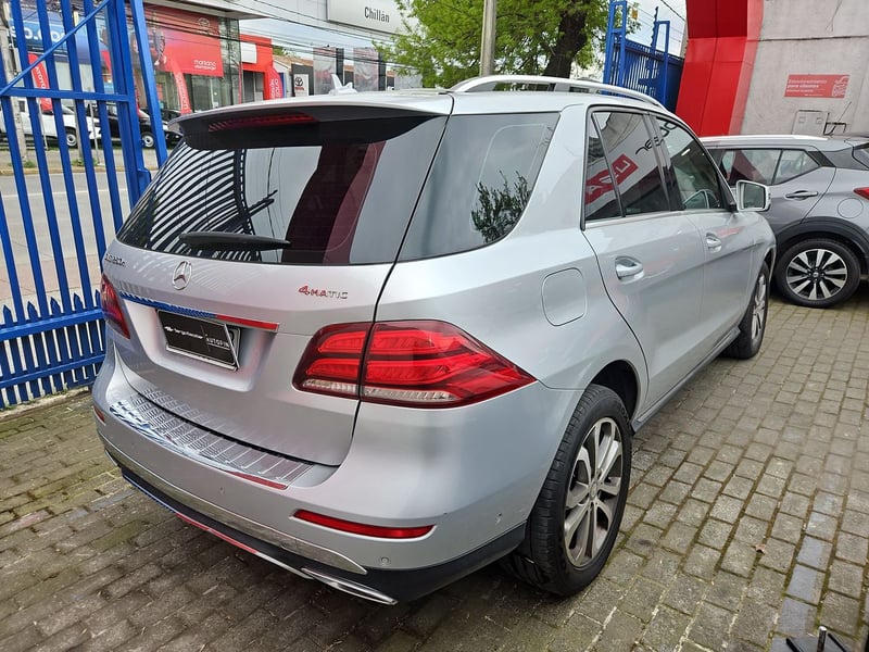 Mercedes-Benz GLE 250 2017 - Imagen 8 de 15