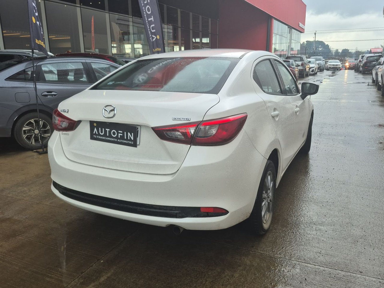 Mazda 2 2023 - Imagen 8 de 15