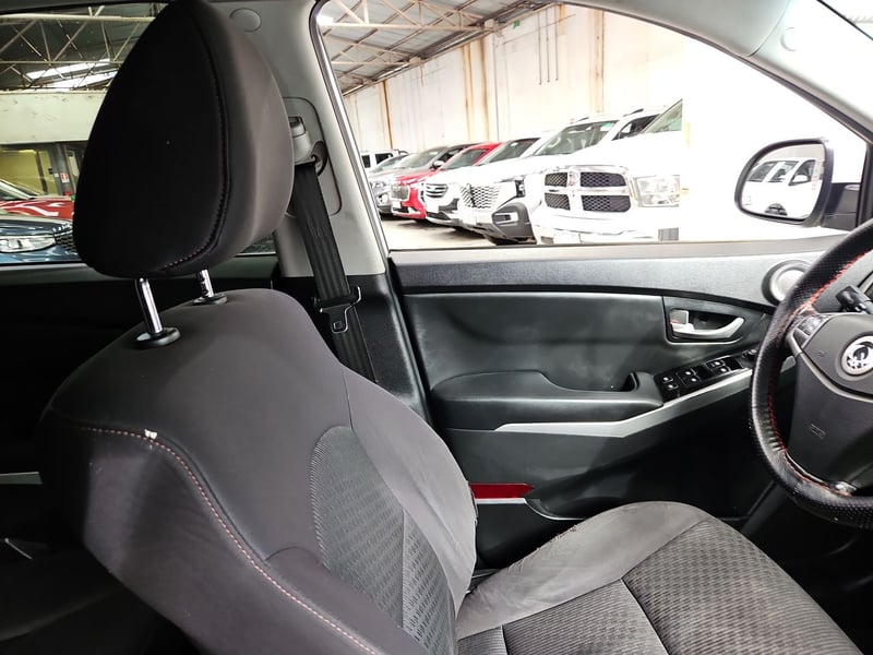 SsangYong KORANDO 2014 - Imagen 14 de 15