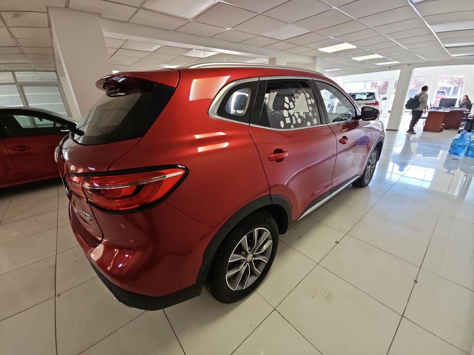 MG HS 2023 - Imagen 8 de 15