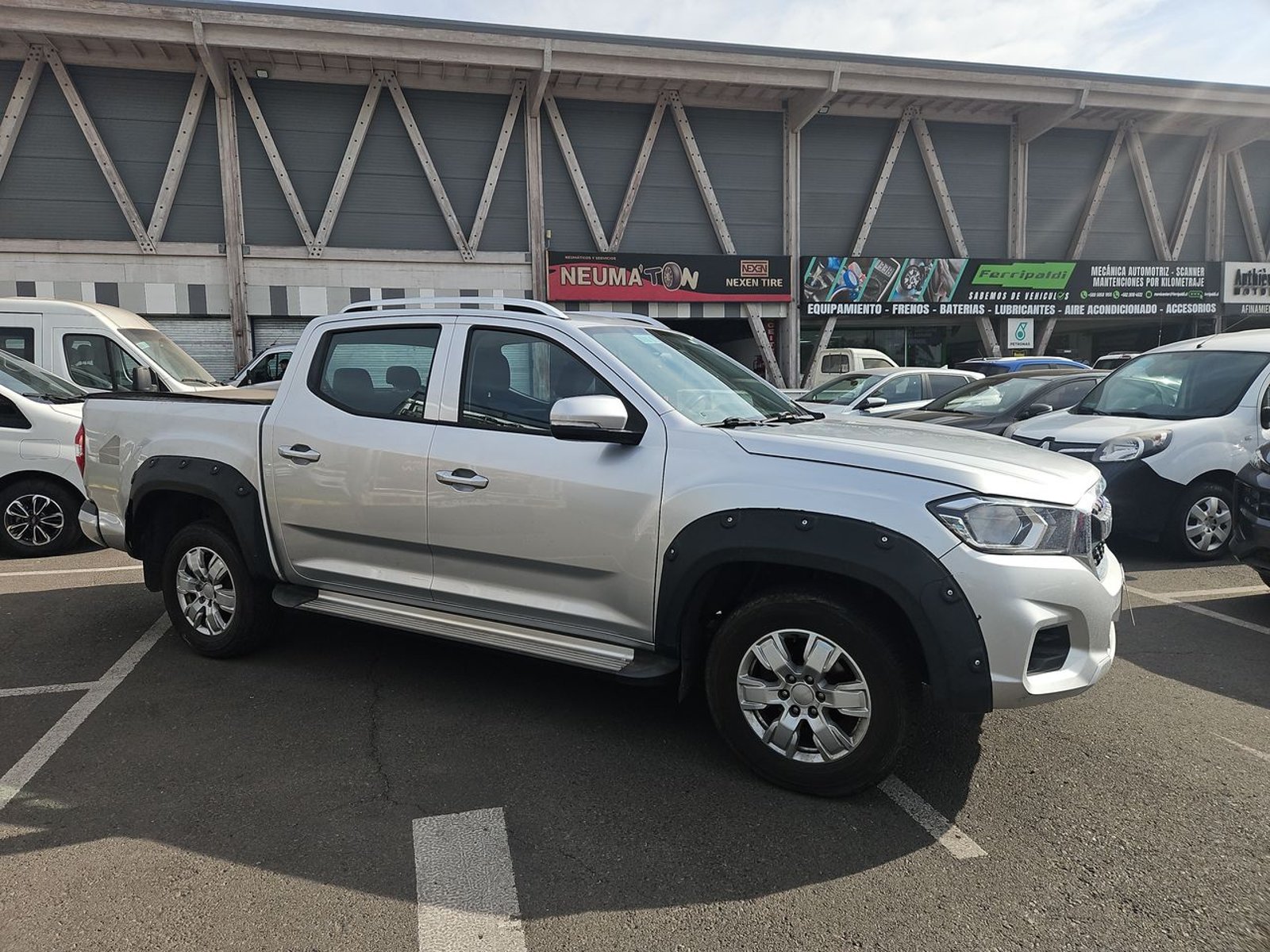 Maxus T60 2022 - Foto 2 de 15