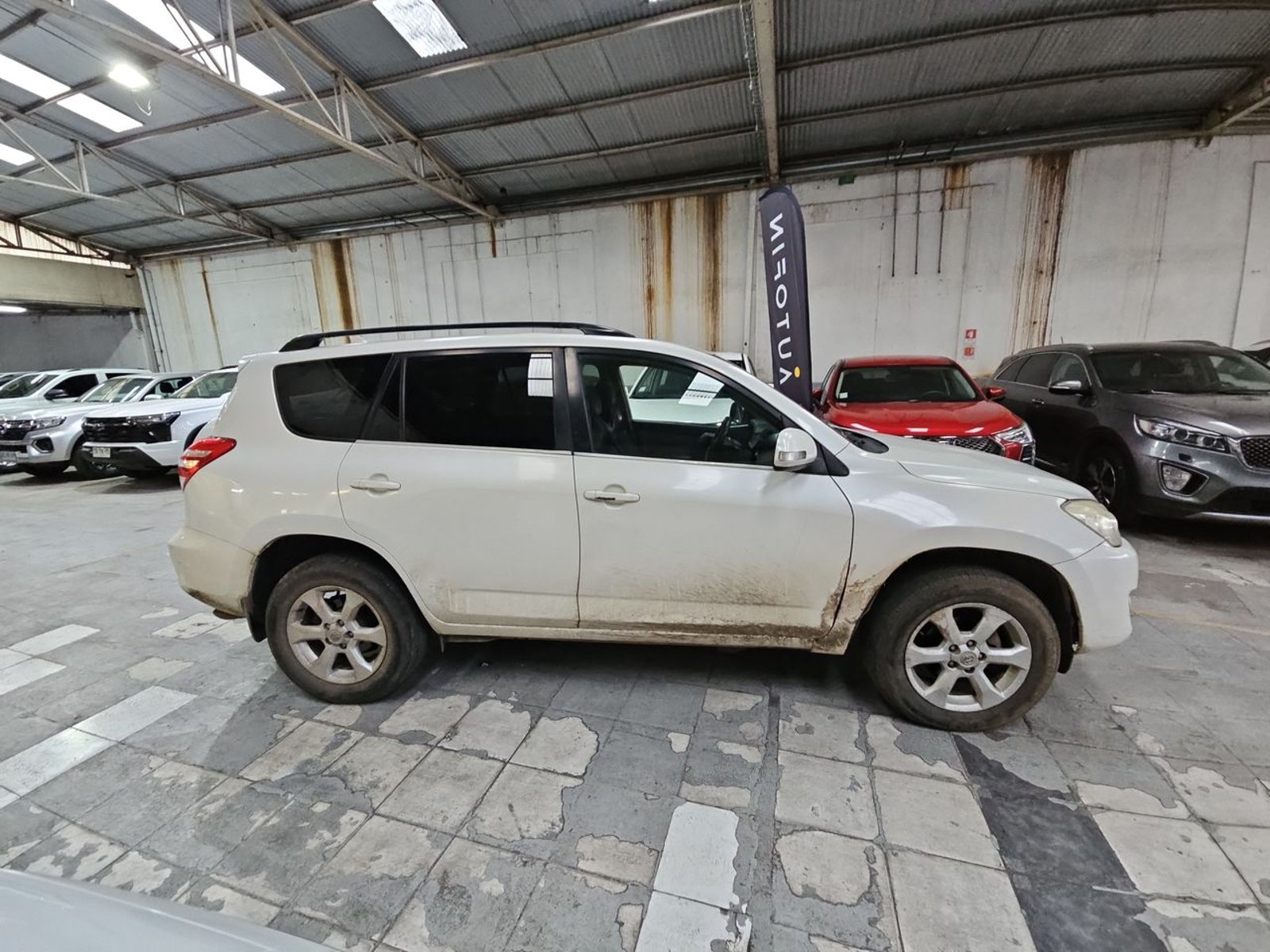 Toyota RAV4 2011 - Foto 5 de 15