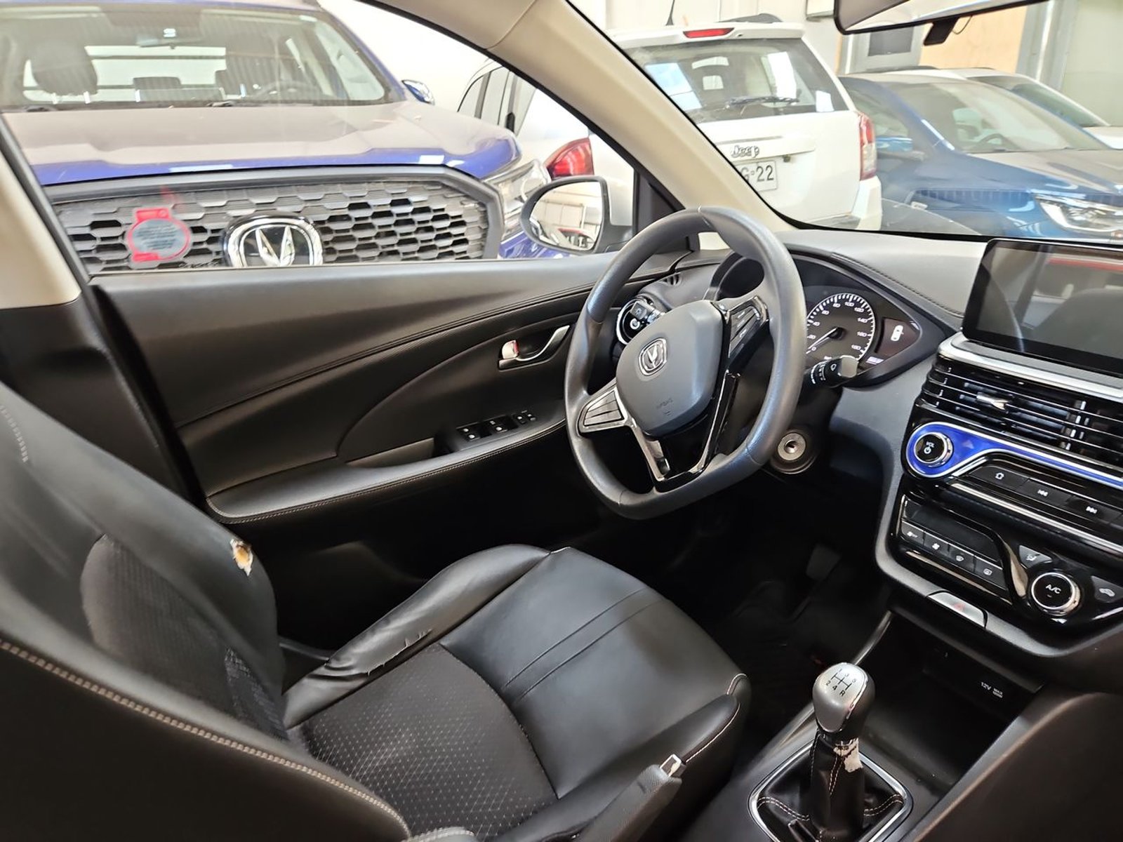 CHANGAN ALSVIN 2021 - Imagen 15 de 15