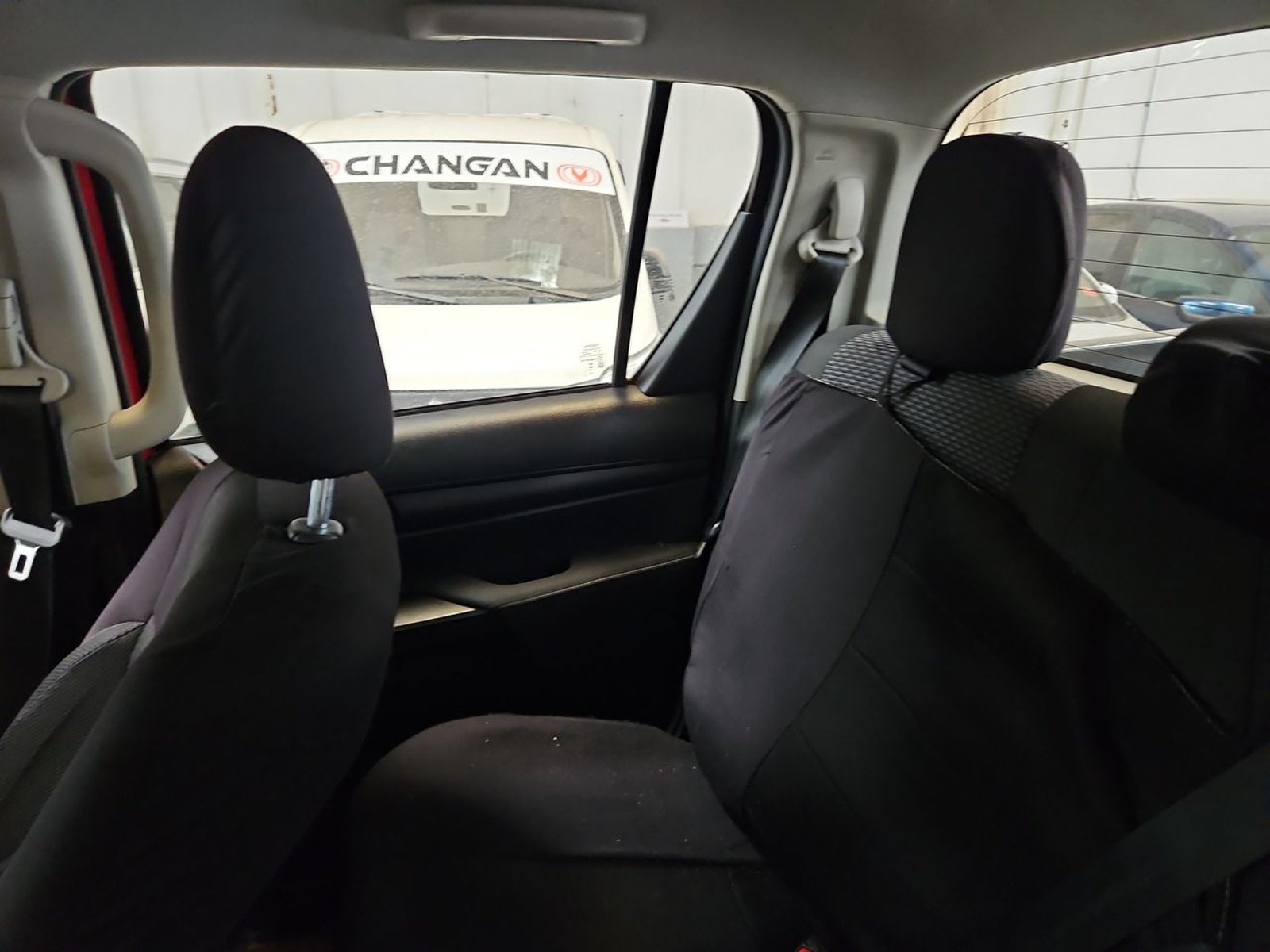 TOYOTA HILUX 2025 - Imagen 11 de 15