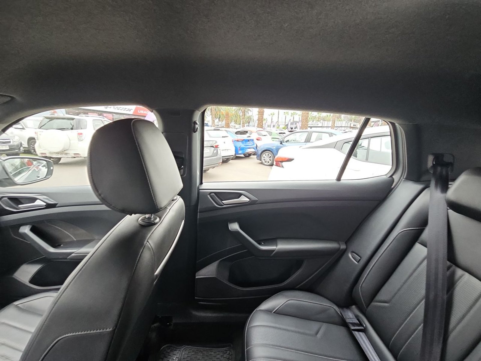 Volkswagen T-CROSS 2025 - Imagen 12 de 15