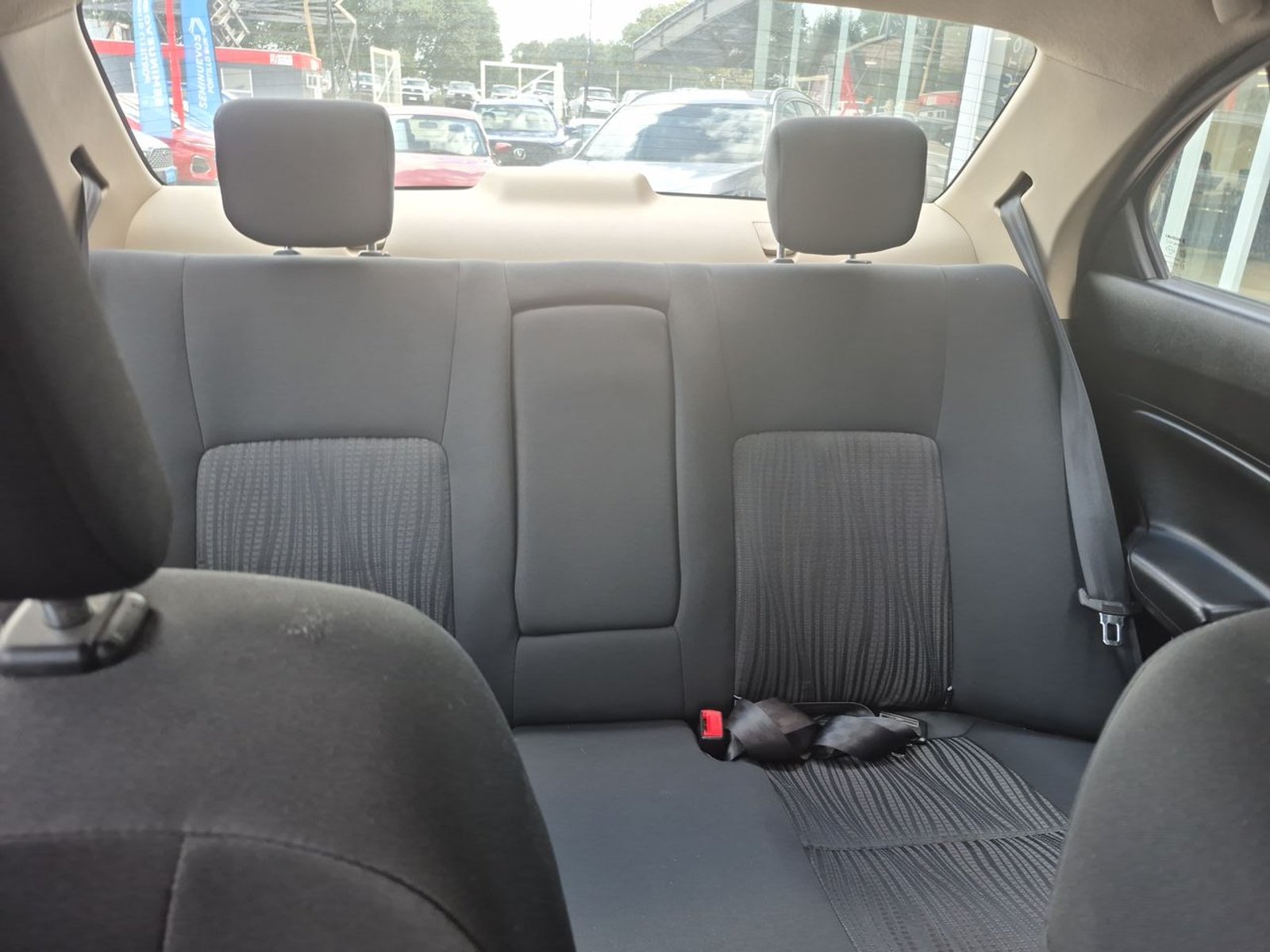 Suzuki DZIRE 2021 - Imagen 13 de 15