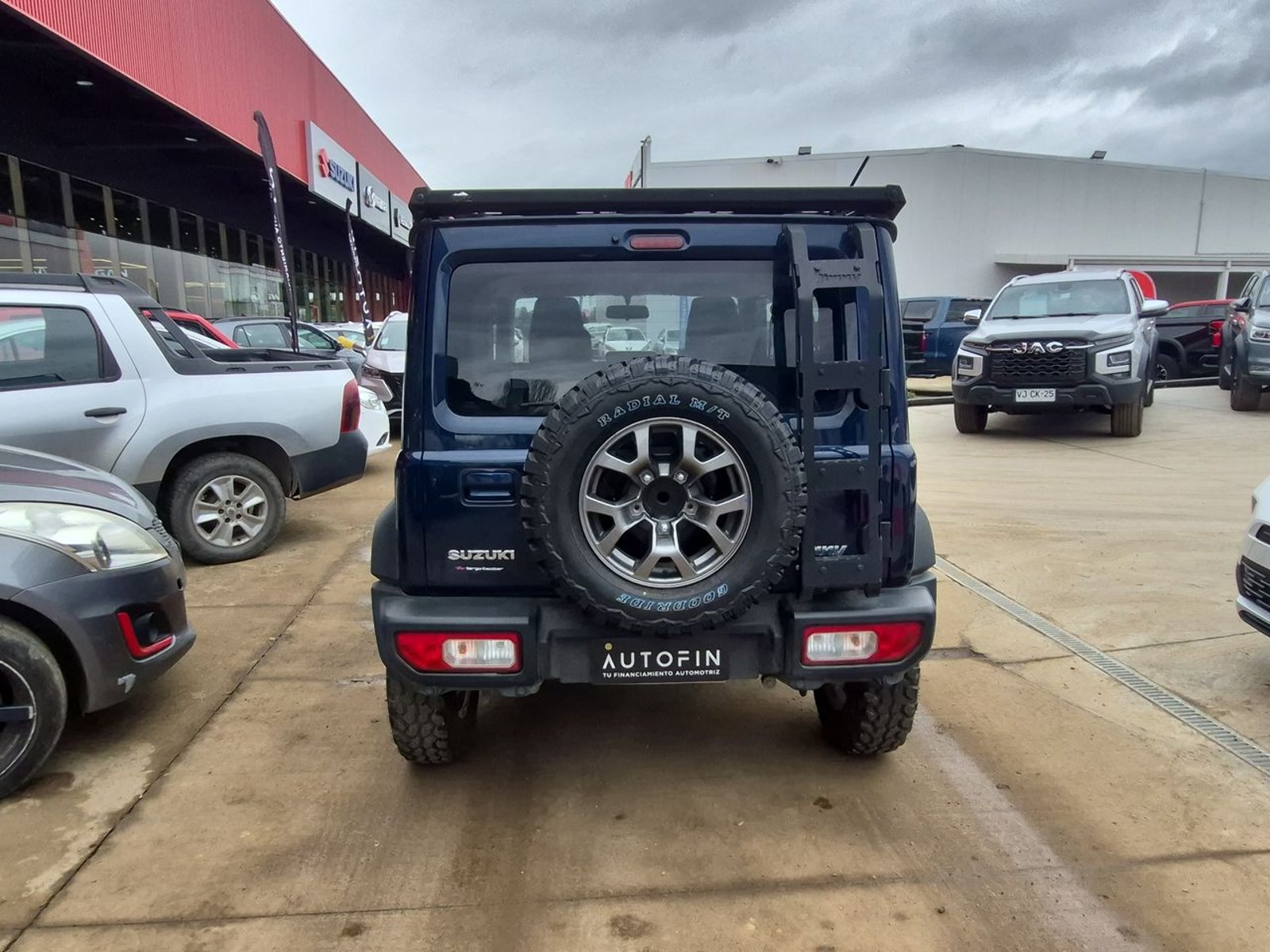 SUZUKI JIMNY 2025 - Imagen 7 de 15