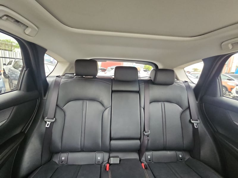 Mazda CX-60 2024 - Imagen 14 de 15